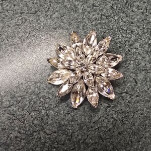 Vintage PELL Champagne Rhinestone Floral Brooch – Layered Marquise Crystal Pin
